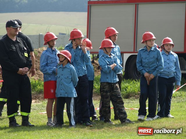 Zdjęcie w galerii na portalu naszraciborz.pl: Puchar powędrował do Bolesławia wiadomości z regionu