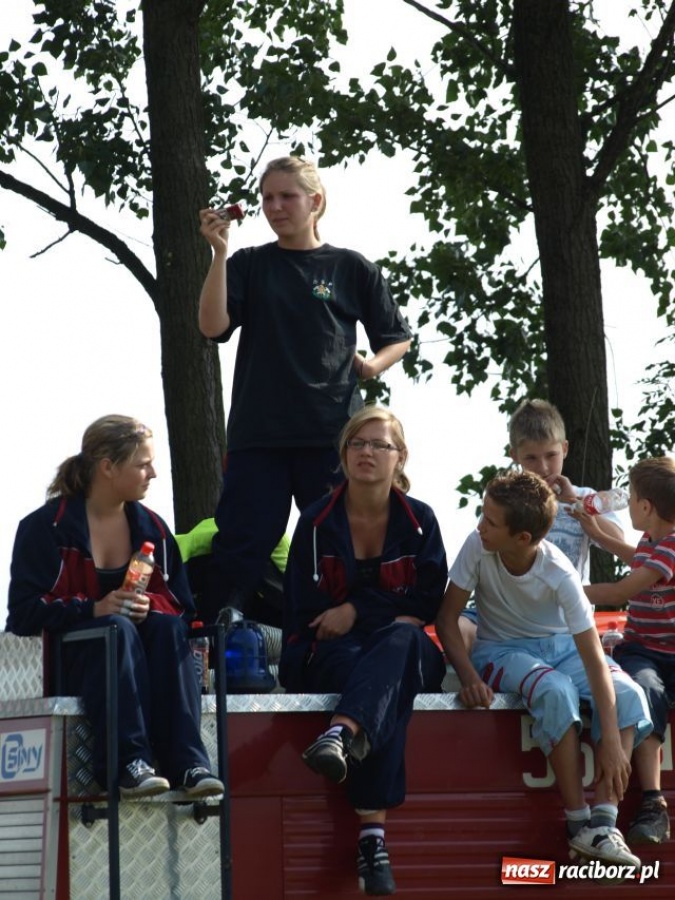 Zdjęcie w galerii na portalu naszraciborz.pl: Puchar powędrował do Bolesławia wiadomości z regionu