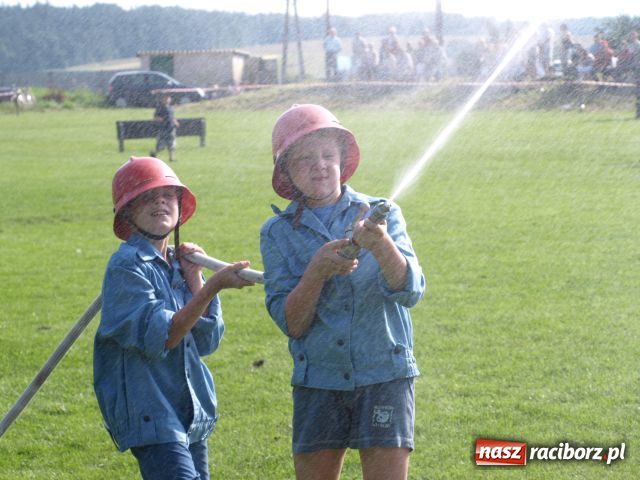 Zdjęcie w galerii na portalu naszraciborz.pl: Puchar powędrował do Bolesławia wiadomości z regionu