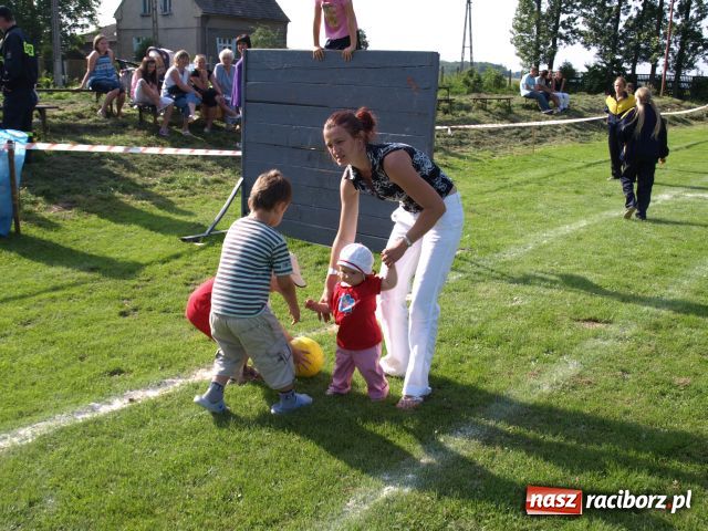 Zdjęcie w galerii na portalu naszraciborz.pl: Puchar powędrował do Bolesławia wiadomości z regionu