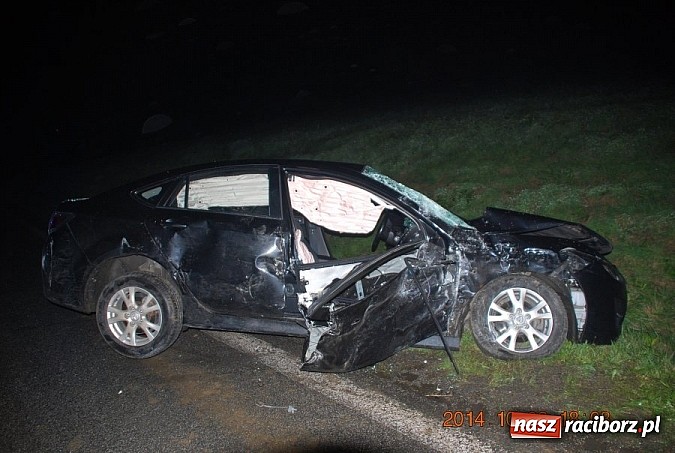 Zdjęcie w galerii na portalu naszraciborz.pl: Kolejne groźne zdarzenie na DK 45 w Szonowicach. Mazda zderzyła się z MAN-em wiadomości z regionu