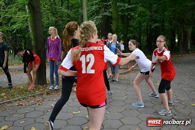 Zdjęcie w galerii na portalu naszraciborz.pl: W Tworkowie królowały dziś przełaje  wiadomości z regionu