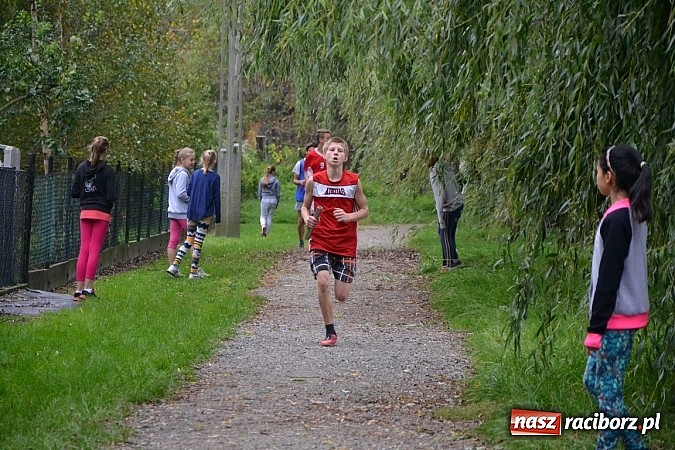 Zdjęcie w galerii na portalu naszraciborz.pl: W Tworkowie królowały dziś przełaje  wiadomości z regionu