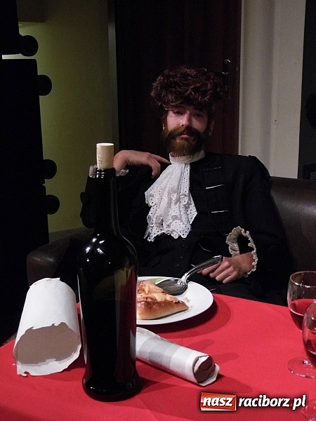 Zdjęcie w galerii na portalu naszraciborz.pl: Młodzi aktorzy z TE-REG-REC z występami w Londynie - zobacz wideo wiadomości z regionu