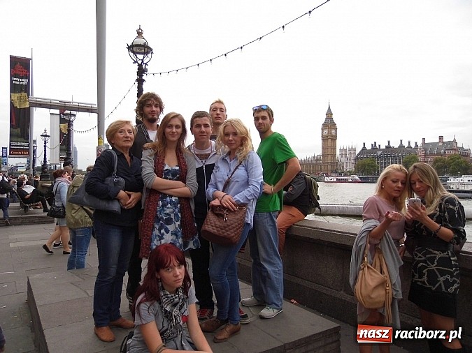 Zdjęcie w galerii na portalu naszraciborz.pl: Młodzi aktorzy z TE-REG-REC z występami w Londynie - zobacz wideo wiadomości z regionu