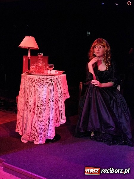 Zdjęcie w galerii na portalu naszraciborz.pl: Młodzi aktorzy z TE-REG-REC z występami w Londynie - zobacz wideo wiadomości z regionu