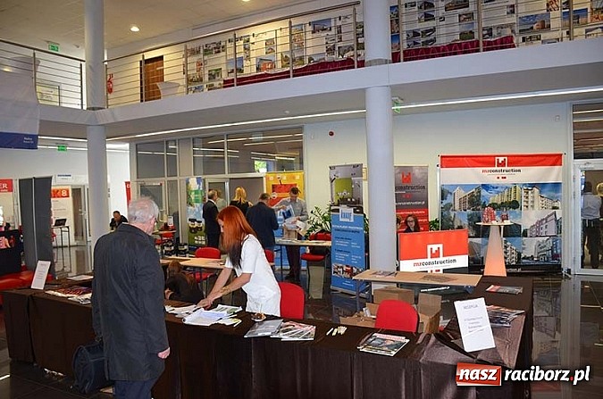 Zdjęcie w galerii na portalu naszraciborz.pl: Co dalej z budynkami z wielkiej płyty? wiadomości z regionu