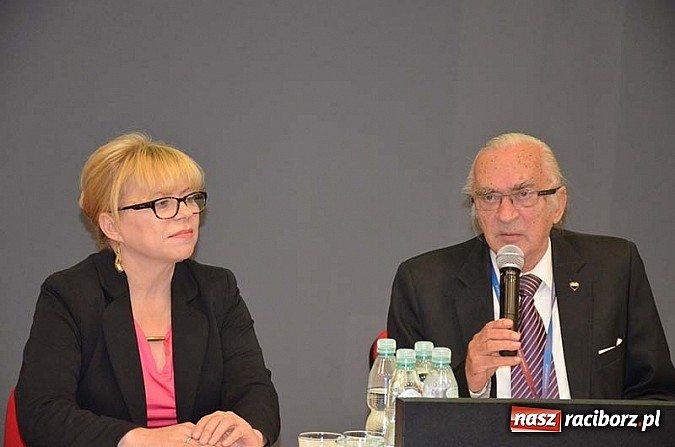 Zdjęcie w galerii na portalu naszraciborz.pl: Co dalej z budynkami z wielkiej płyty? wiadomości z regionu