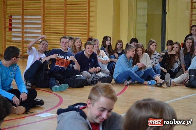 Zdjęcie w galerii na portalu naszraciborz.pl: Dzień Języków Obcych w II LO wiadomości z regionu