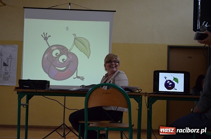 Zdjęcie w galerii na portalu naszraciborz.pl: Dzień Języków Obcych w II LO wiadomości z regionu