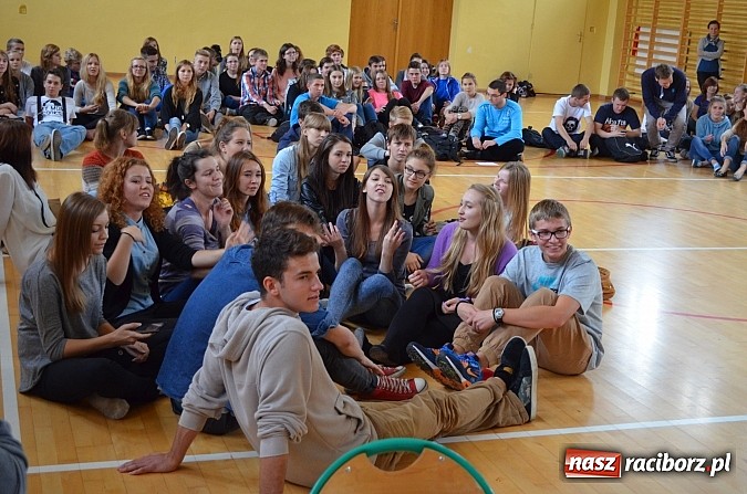 Zdjęcie w galerii na portalu naszraciborz.pl: Dzień Języków Obcych w II LO wiadomości z regionu