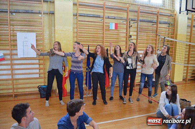 Zdjęcie w galerii na portalu naszraciborz.pl: Dzień Języków Obcych w II LO wiadomości z regionu