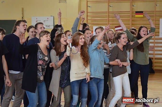 Zdjęcie w galerii na portalu naszraciborz.pl: Dzień Języków Obcych w II LO wiadomości z regionu