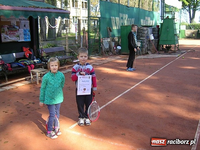 Zdjęcie w galerii na portalu naszraciborz.pl: Paweł Bichta pasowany na tenisistę wiadomości z regionu