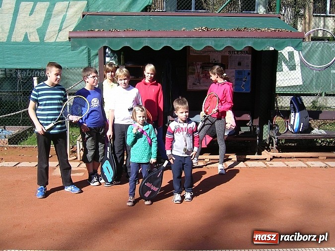 Zdjęcie w galerii na portalu naszraciborz.pl: Paweł Bichta pasowany na tenisistę wiadomości z regionu