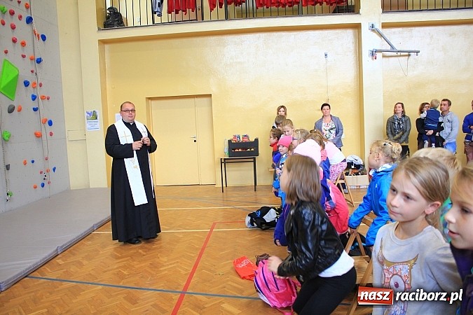 Zdjęcie w galerii na portalu naszraciborz.pl: Ścianka wspinaczkowa oficjalnie otwarta! wiadomości z regionu