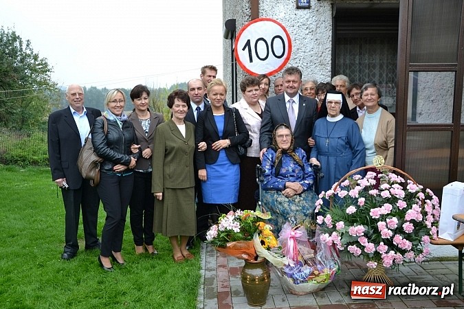 Zdjęcie w galerii na portalu naszraciborz.pl: Maria Piszczan obchodzi setne urodziny wiadomości z regionu