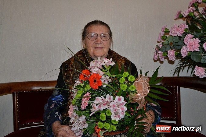 Zdjęcie w galerii na portalu naszraciborz.pl: Maria Piszczan obchodzi setne urodziny wiadomości z regionu