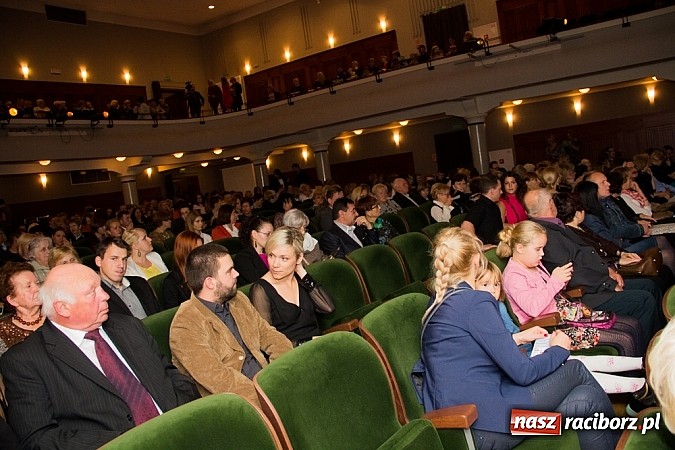 Zdjęcie w galerii na portalu naszraciborz.pl: Romeo i Julia na deskach sceny RCK  wiadomości z regionu