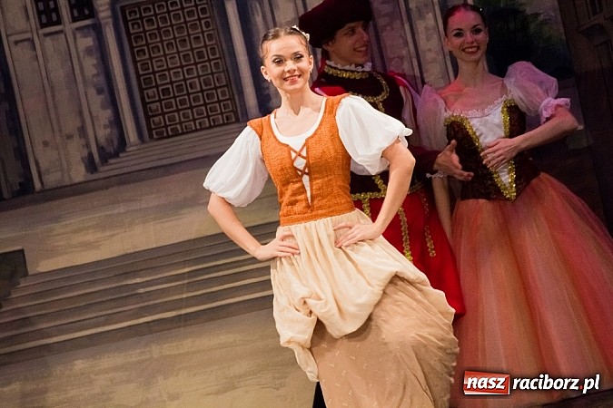 Zdjęcie w galerii na portalu naszraciborz.pl: Romeo i Julia na deskach sceny RCK  wiadomości z regionu