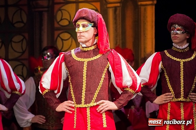 Zdjęcie w galerii na portalu naszraciborz.pl: Romeo i Julia na deskach sceny RCK  wiadomości z regionu