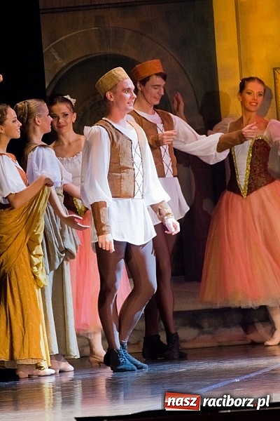Zdjęcie w galerii na portalu naszraciborz.pl: Romeo i Julia na deskach sceny RCK  wiadomości z regionu