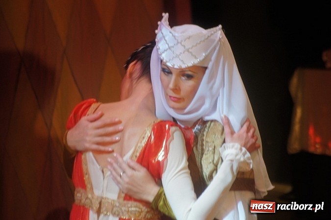 Zdjęcie w galerii na portalu naszraciborz.pl: Romeo i Julia na deskach sceny RCK  wiadomości z regionu