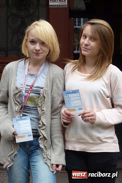 Zdjęcie w galerii na portalu naszraciborz.pl: G5 zbiera żywność dla potrzebujących  wiadomości z regionu