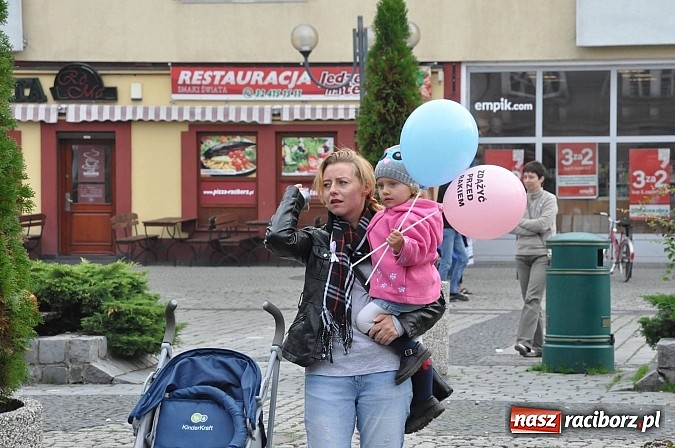 Zdjęcie w galerii na portalu naszraciborz.pl: XV jubileuszowy raciborski Marsz Nadziei wiadomości z regionu