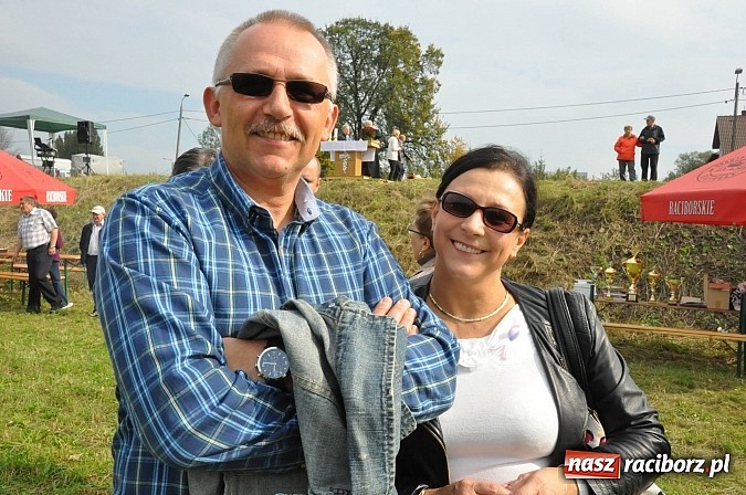 Zdjęcie w galerii na portalu naszraciborz.pl: Raciborski Hubertus 2014. Przy Huzarskiej na Ostrogu spotkali się miłośnicy koni wiadomości z regionu