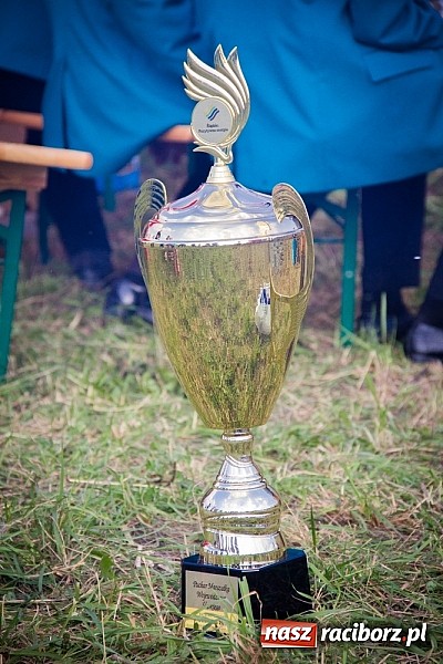 Zdjęcie w galerii na portalu naszraciborz.pl: Raciborski Hubertus 2014. Przy Huzarskiej na Ostrogu spotkali się miłośnicy koni wiadomości z regionu