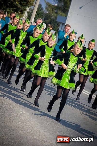 Zdjęcie w galerii na portalu naszraciborz.pl: Raciborski Hubertus 2014. Przy Huzarskiej na Ostrogu spotkali się miłośnicy koni wiadomości z regionu