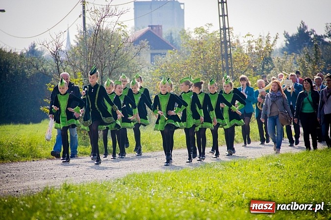 Zdjęcie w galerii na portalu naszraciborz.pl: Raciborski Hubertus 2014. Przy Huzarskiej na Ostrogu spotkali się miłośnicy koni wiadomości z regionu