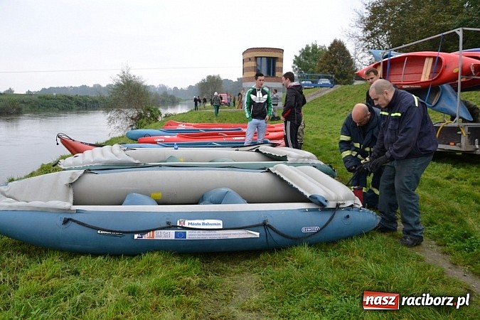 Zdjęcie w galerii na portalu naszraciborz.pl: Meandry Odry oficjalnie zamknięte. Do wiosny wiadomości z regionu