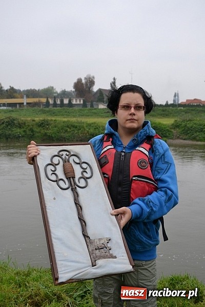 Zdjęcie w galerii na portalu naszraciborz.pl: Meandry Odry oficjalnie zamknięte. Do wiosny wiadomości z regionu