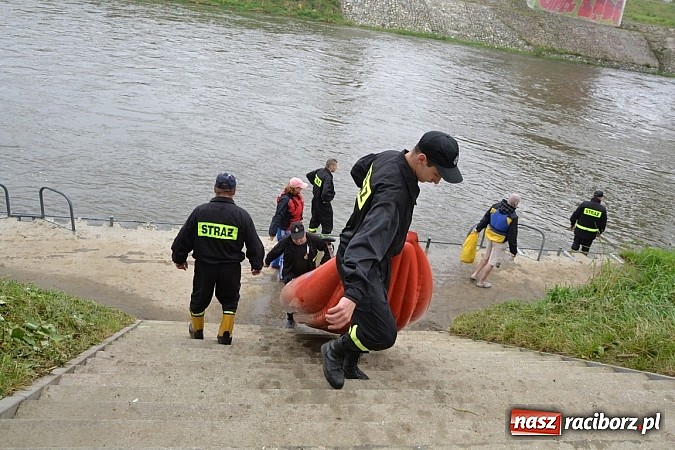 Zdjęcie w galerii na portalu naszraciborz.pl: Meandry Odry oficjalnie zamknięte. Do wiosny wiadomości z regionu