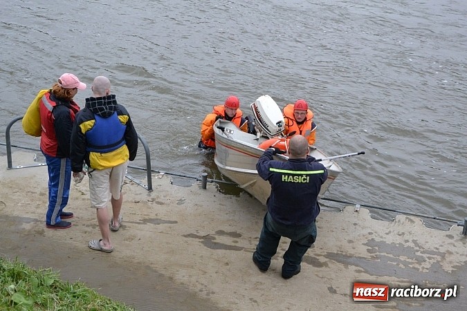 Zdjęcie w galerii na portalu naszraciborz.pl: Meandry Odry oficjalnie zamknięte. Do wiosny wiadomości z regionu