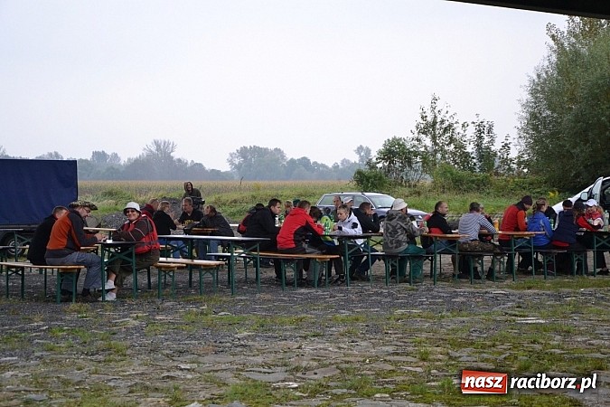 Zdjęcie w galerii na portalu naszraciborz.pl: Meandry Odry oficjalnie zamknięte. Do wiosny wiadomości z regionu