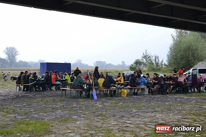 Zdjęcie w galerii na portalu naszraciborz.pl: Meandry Odry oficjalnie zamknięte. Do wiosny wiadomości z regionu