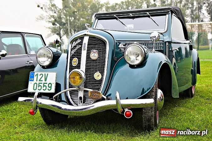 Zdjęcie w galerii na portalu naszraciborz.pl: Zakończenie sezonu motorowego, czyli zlot oldtimerów oraz motobazar w Zabełkowie wiadomości z regionu