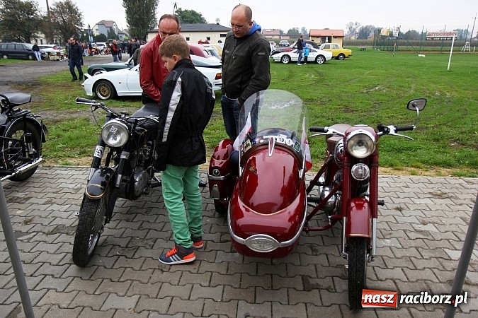 Zdjęcie w galerii na portalu naszraciborz.pl: Zakończenie sezonu motorowego, czyli zlot oldtimerów oraz motobazar w Zabełkowie wiadomości z regionu