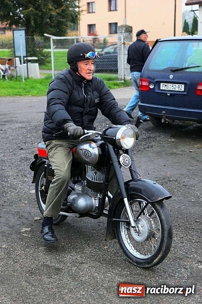 Zdjęcie w galerii na portalu naszraciborz.pl: Zakończenie sezonu motorowego, czyli zlot oldtimerów oraz motobazar w Zabełkowie wiadomości z regionu