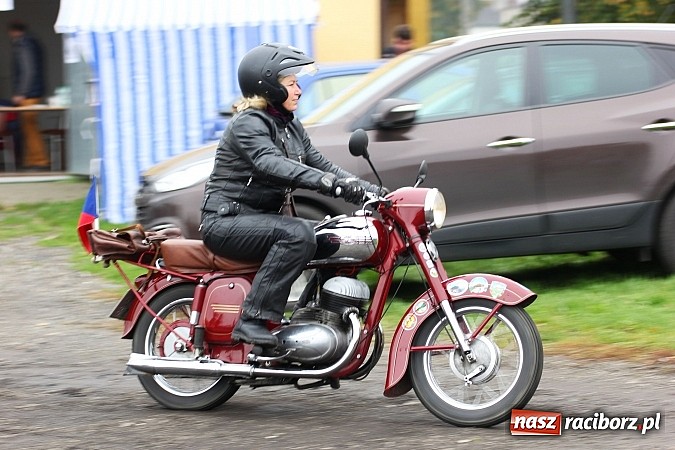 Zdjęcie w galerii na portalu naszraciborz.pl: Zakończenie sezonu motorowego, czyli zlot oldtimerów oraz motobazar w Zabełkowie wiadomości z regionu