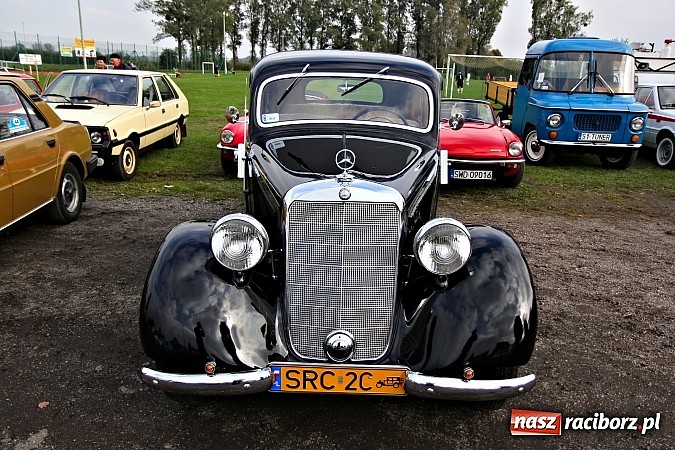 Zdjęcie w galerii na portalu naszraciborz.pl: Zakończenie sezonu motorowego, czyli zlot oldtimerów oraz motobazar w Zabełkowie wiadomości z regionu