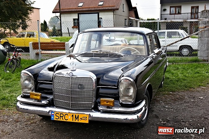 Zdjęcie w galerii na portalu naszraciborz.pl: Zakończenie sezonu motorowego, czyli zlot oldtimerów oraz motobazar w Zabełkowie wiadomości z regionu