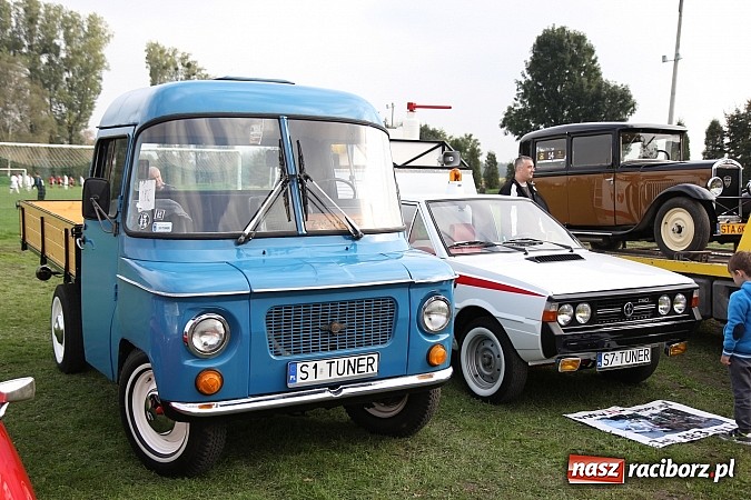 Zdjęcie w galerii na portalu naszraciborz.pl: Zakończenie sezonu motorowego, czyli zlot oldtimerów oraz motobazar w Zabełkowie wiadomości z regionu