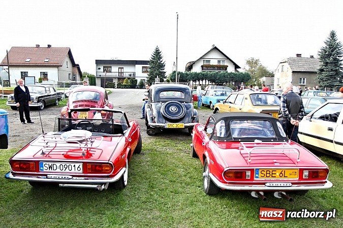 Zdjęcie w galerii na portalu naszraciborz.pl: Zakończenie sezonu motorowego, czyli zlot oldtimerów oraz motobazar w Zabełkowie wiadomości z regionu