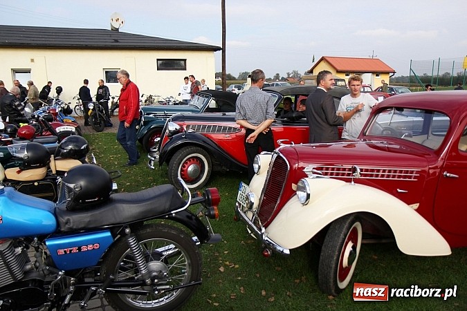 Zdjęcie w galerii na portalu naszraciborz.pl: Zakończenie sezonu motorowego, czyli zlot oldtimerów oraz motobazar w Zabełkowie wiadomości z regionu