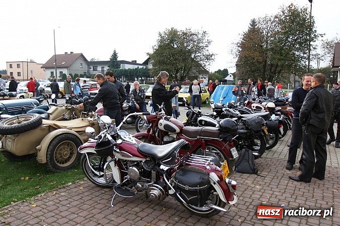 Zdjęcie w galerii na portalu naszraciborz.pl: Zakończenie sezonu motorowego, czyli zlot oldtimerów oraz motobazar w Zabełkowie wiadomości z regionu