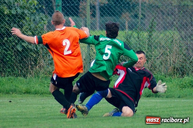 Zdjęcie w galerii na portalu naszraciborz.pl: B klasa: Wicher z Płoni zdmuchnął Olszynkę wiadomości z regionu